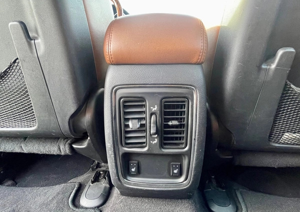 Jeep Grand Cherokee cena 65000 przebieg: 206000, rok produkcji 2011 z Nidzica małe 379